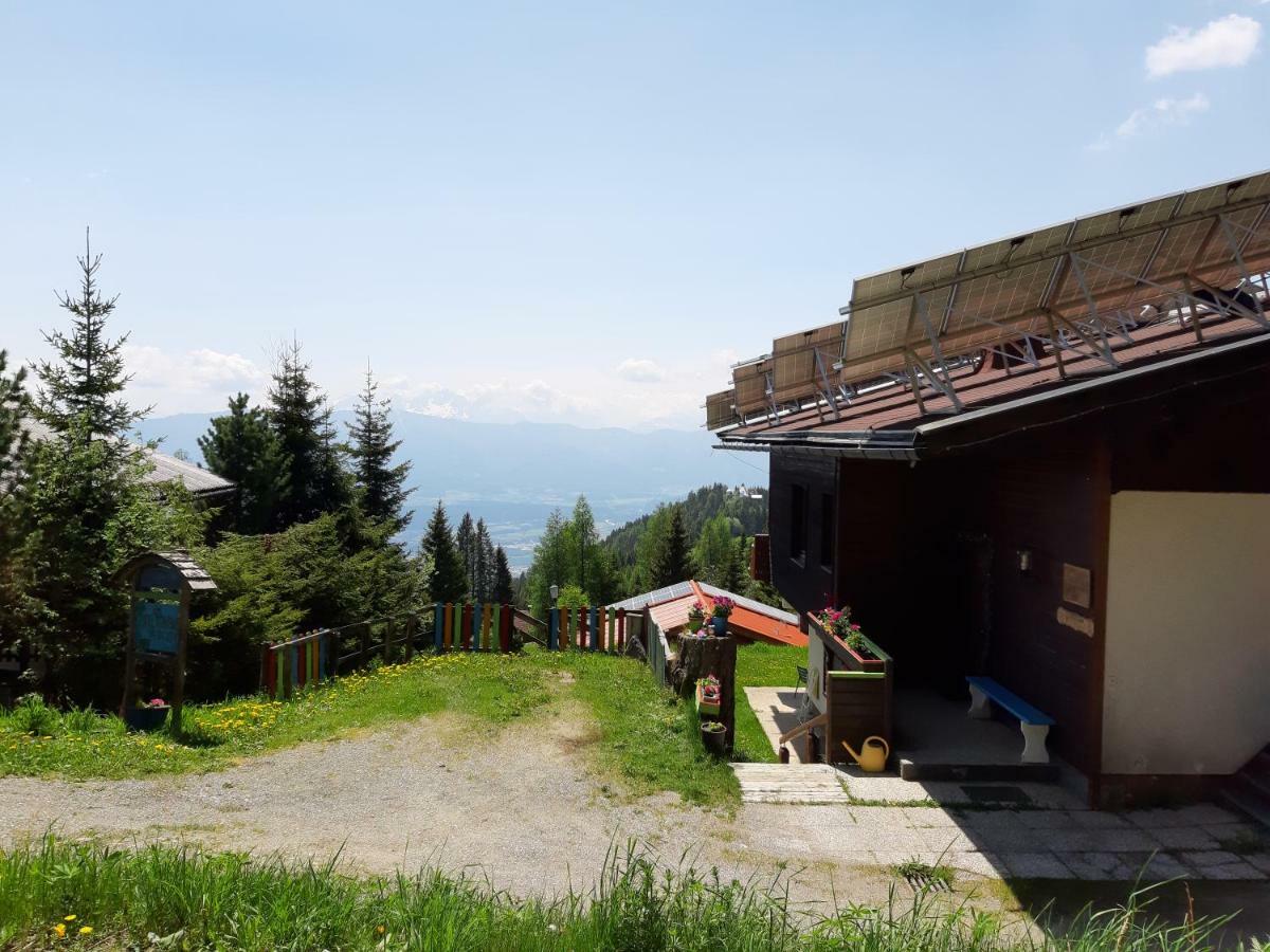 Appartamento Almhaus Florian Treffen Esterno foto